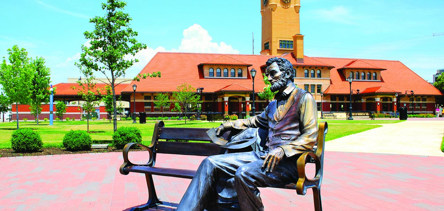 Lincoln statue